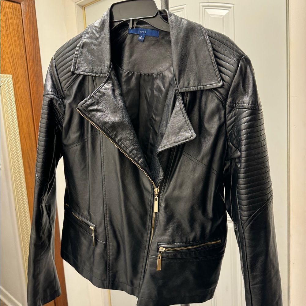 2 Leather Jackets Size Large - image 4